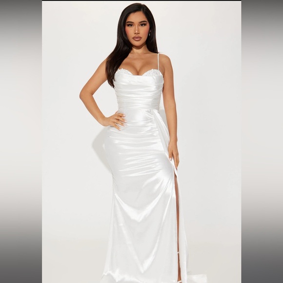 Fashion Nova White Maxi Dress - Picture 1 of 7